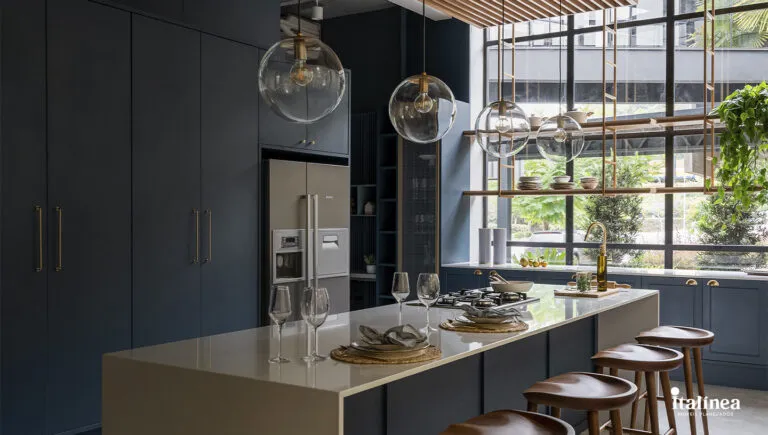 Cozinha planejada Movelaria Midori Italínea São Paulo