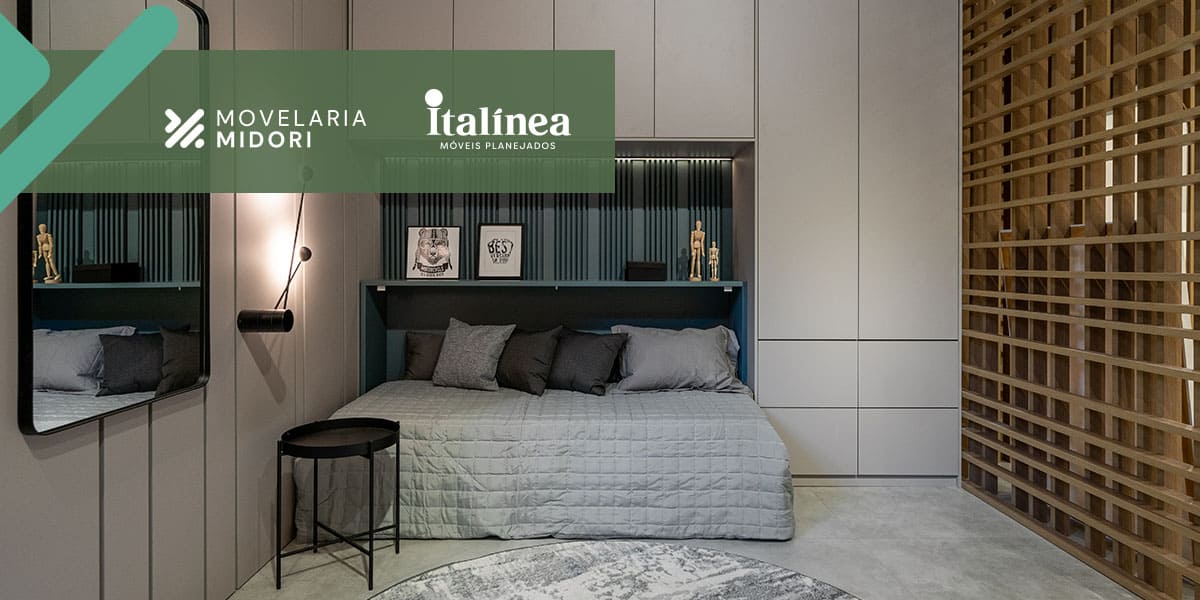 Guarda-roupa planejado para casal e cama Movelaria Midori Italínea Aclimação