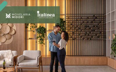 Casal num showroom de uma loja de móveis planejados - Movelaria Midori Italínea